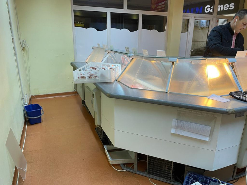 Inchriem spatiu comercial cu vad