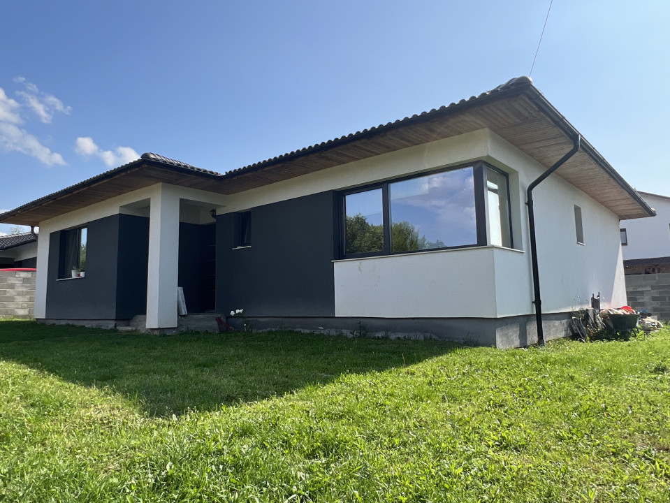 Exclusivitate!!!! Casa zona Castel Transilvania cu 4 camere 