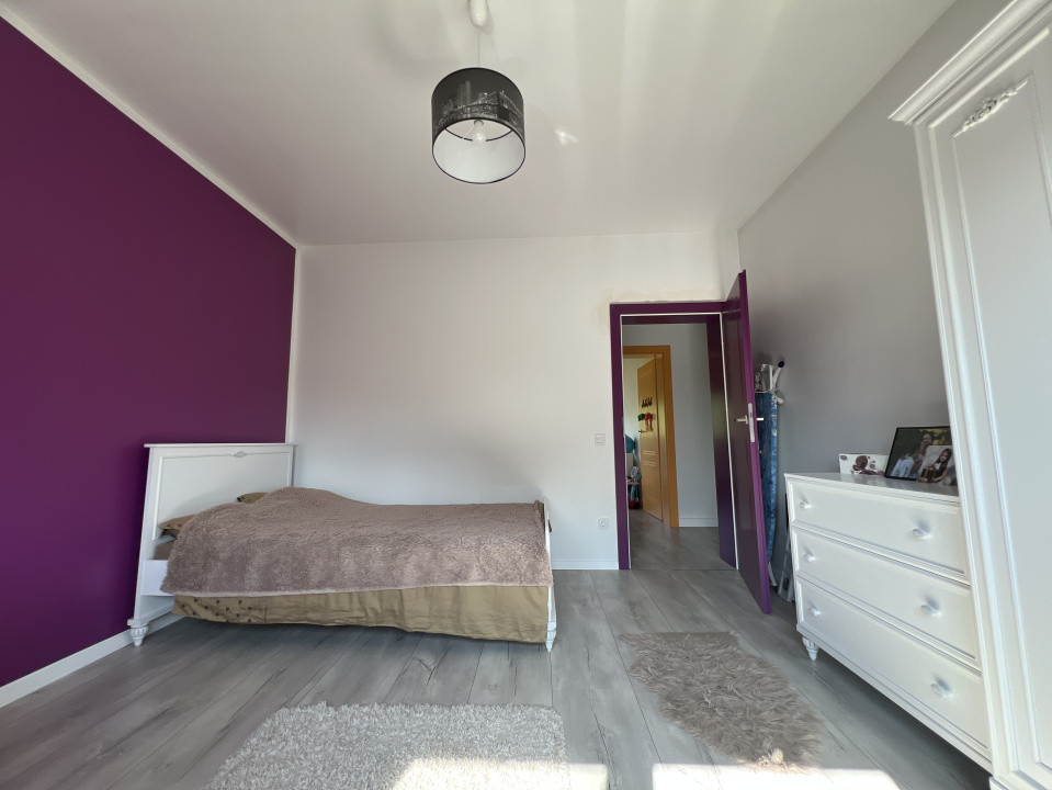 Exclusivitate!!!! Casa zona Castel Transilvania cu 4 camere 