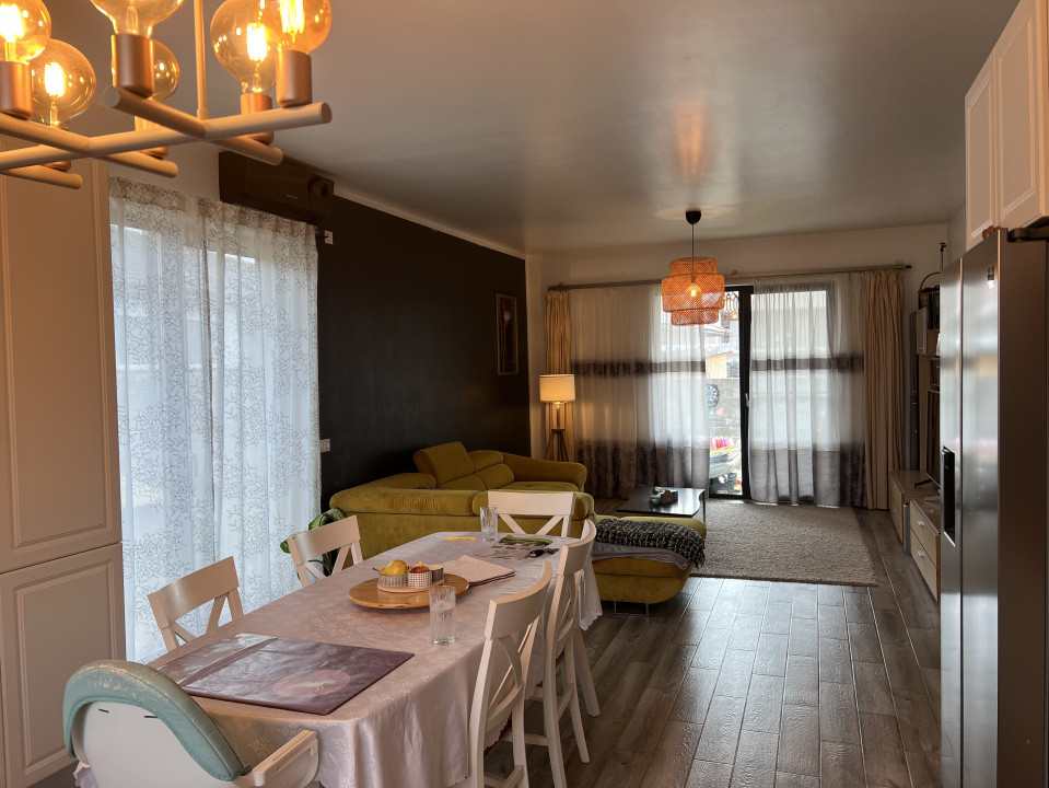 Exclusivitate!!!! Casa zona Castel Transilvania cu 4 camere 