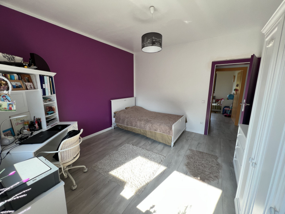 Exclusivitate!!!! Casa zona Castel Transilvania cu 4 camere 