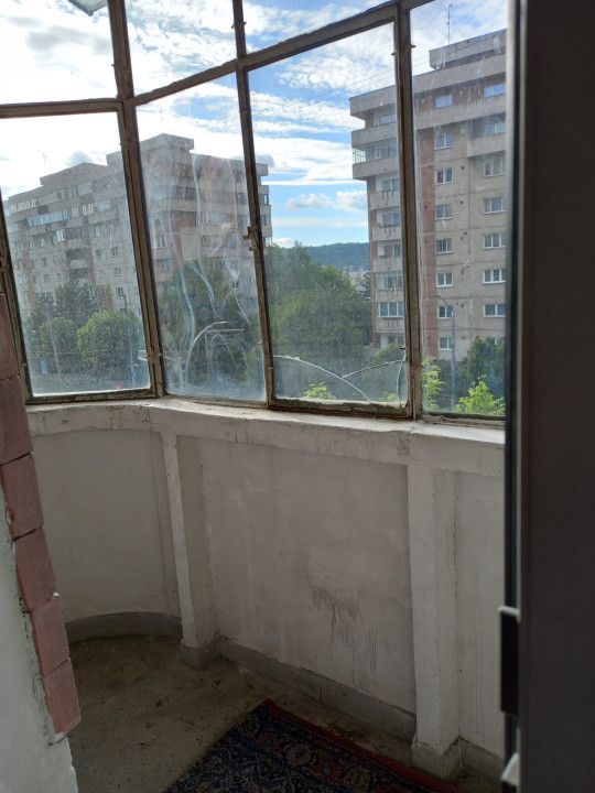 Ofertă de vânzare apart. cu 3 camere, 76 mp., Mănăștur, 190000 Eur