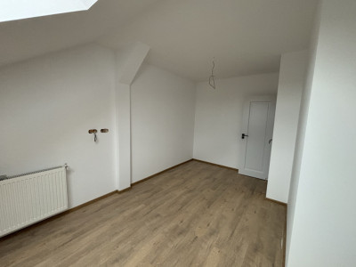 Apartament de vânzare cu 2 camere, 44mp utili, zona Broscărie