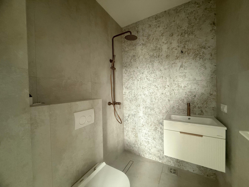Apartament finisat cu 3 camere Cosbuc cu vedere panoramica