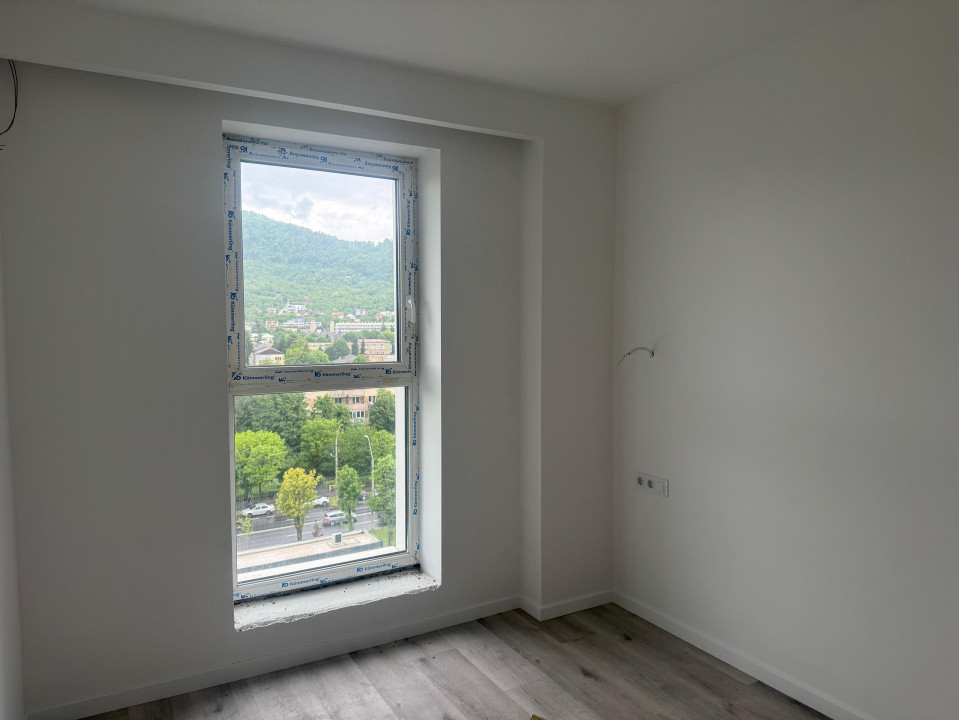 Apartament finisat cu 3 camere Cosbuc cu vedere panoramica