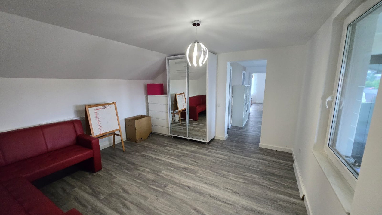 Casa individuala de vanzare In Dambul Rotund
