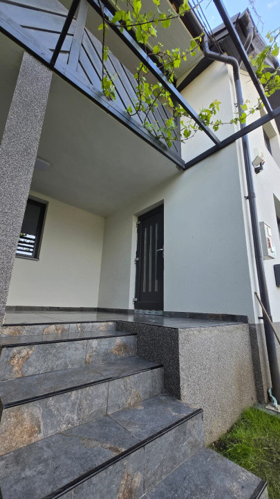 Casa individuala de vanzare In Dambul Rotund