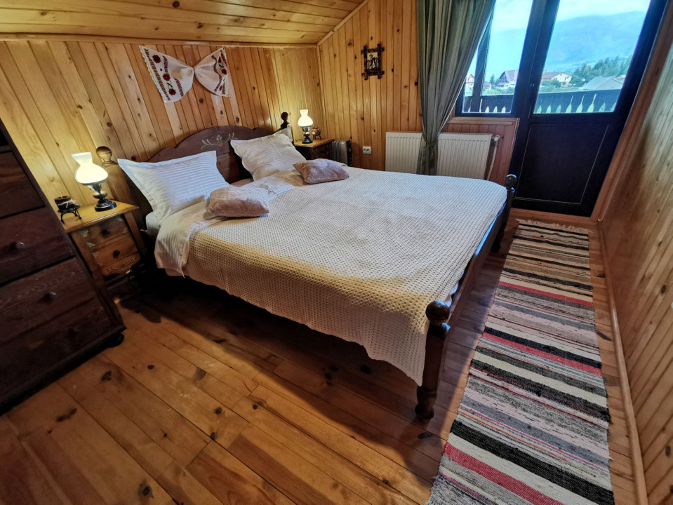 Oportunitate de investitie - pensiune de vanzare Moieciu de Jos