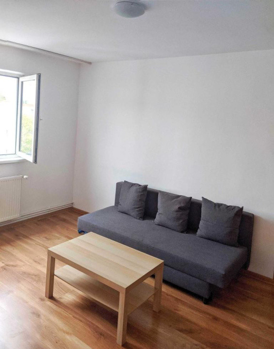 De vanzare apartament 2 camere Florilor