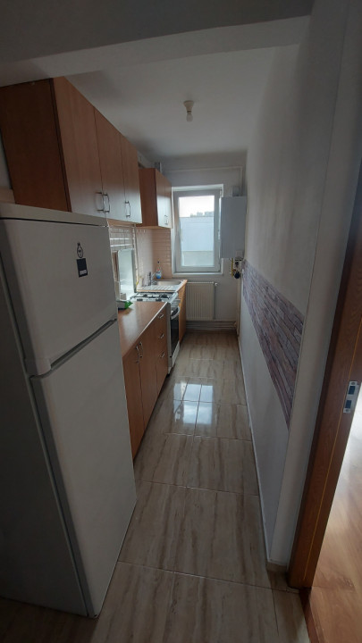 De vanzare apartament 2 camere Florilor