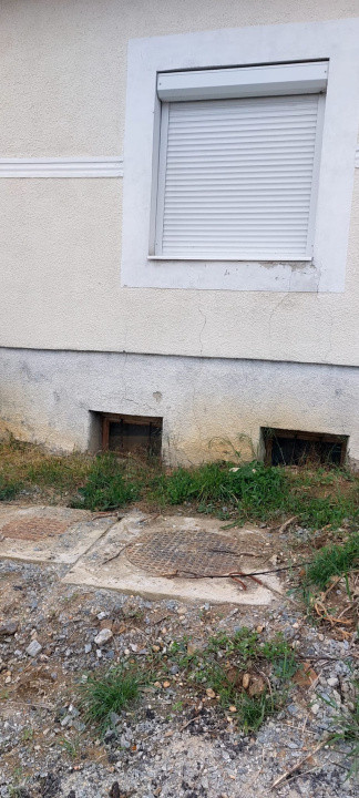 Casa 2 camere cu suprafata 50mp si teren 1300mp,în Miercurea Sibiului 