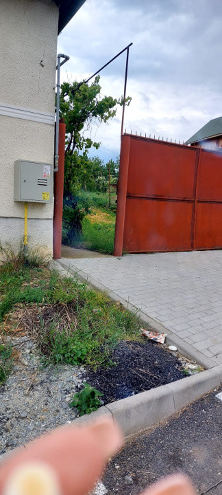 Casa 2 camere cu suprafata 50mp si teren 1300mp,în Miercurea Sibiului 
