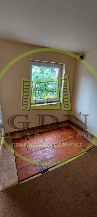 Casa 2 camere cu suprafata 50mp si teren 1300mp,în Miercurea Sibiului 