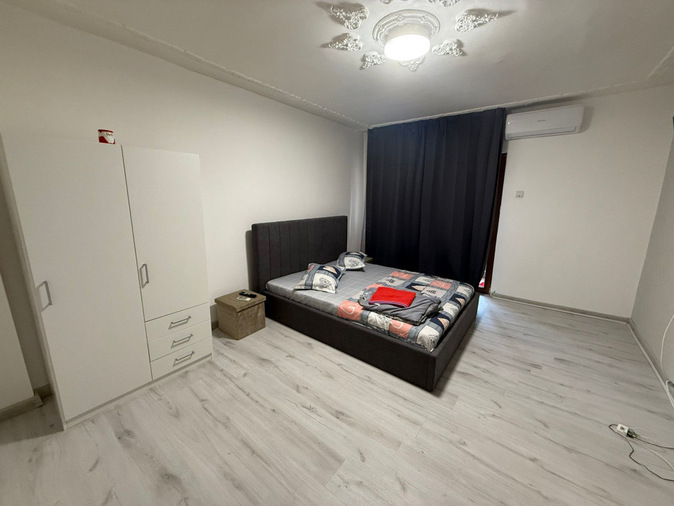 Apartament 2 camere, 49mp, decomandat, Calea Bucuresti, zona Institut. 