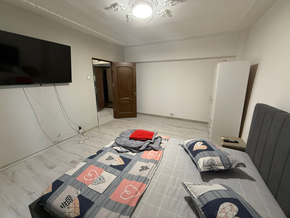 Apartament 2 camere, 49mp, decomandat, Calea Bucuresti, zona Institut. 
