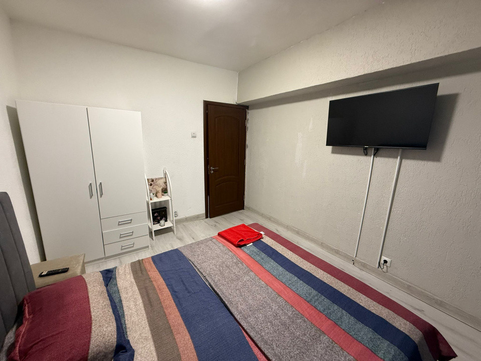 Apartament 2 camere, 49mp, decomandat, Calea Bucuresti, zona Institut. 