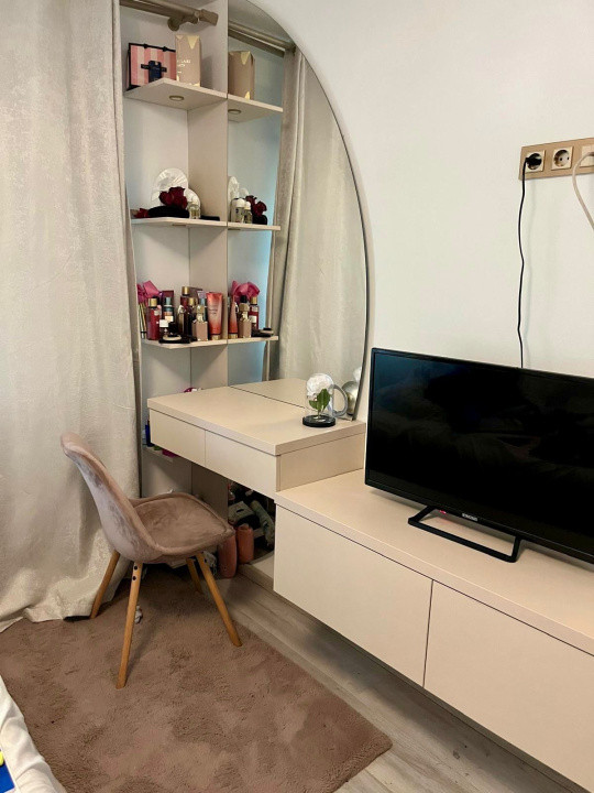 Chirie apartament 3 camere și garaj