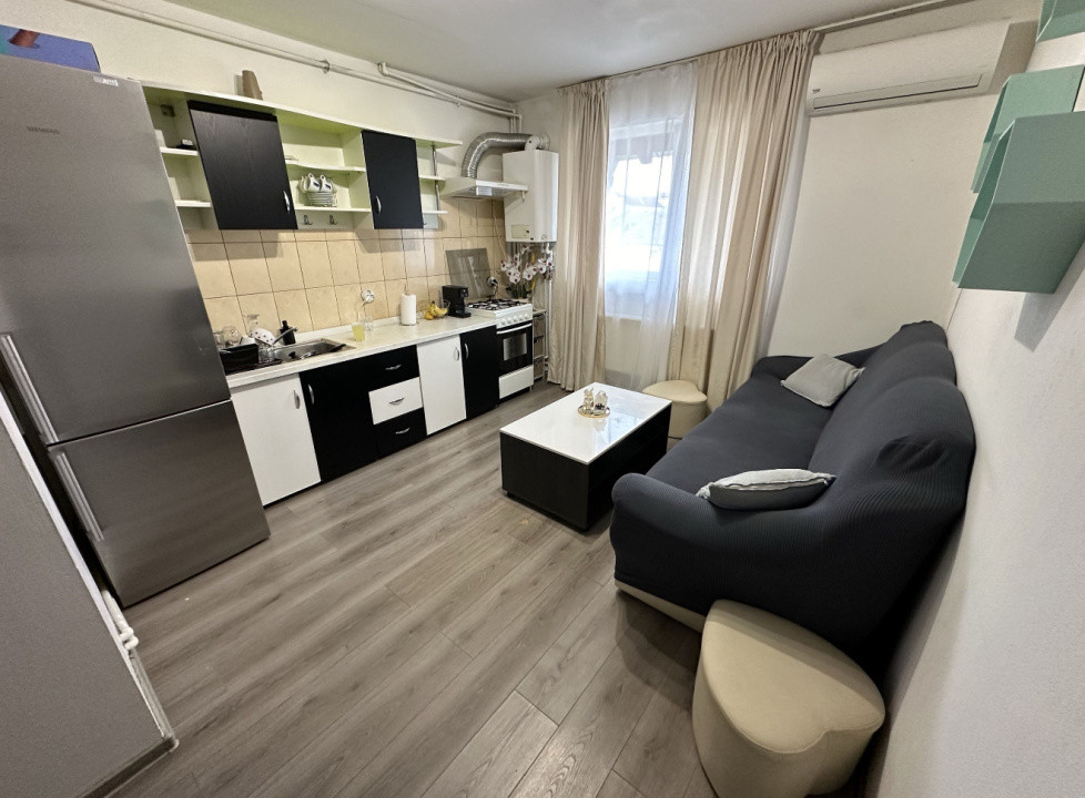 Apartament de vânzare la mansardă, 35mp utili, zona Terezian