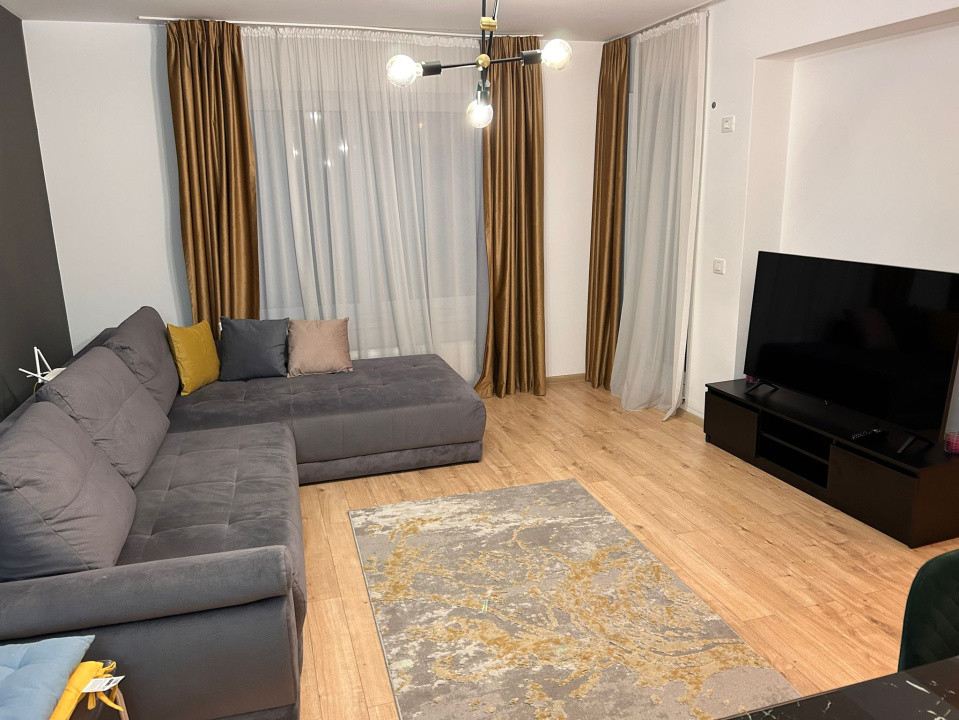 Inchiriere Studio de lux de închiriat în Top City – zona Coresi, Brașov