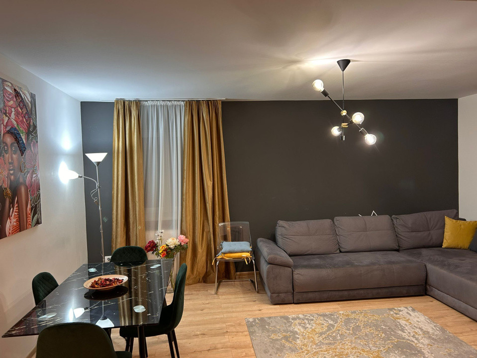 Inchiriere Studio de lux de închiriat în Top City – zona Coresi, Brașov