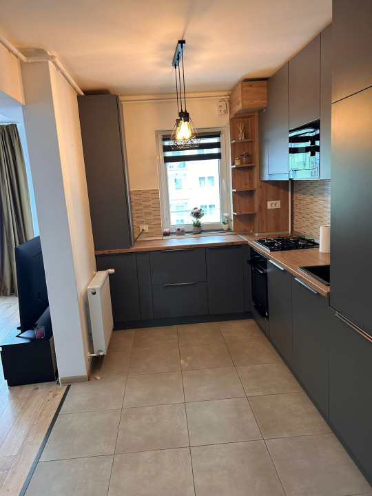 Inchiriere Studio de lux de închiriat în Top City – zona Coresi, Brașov