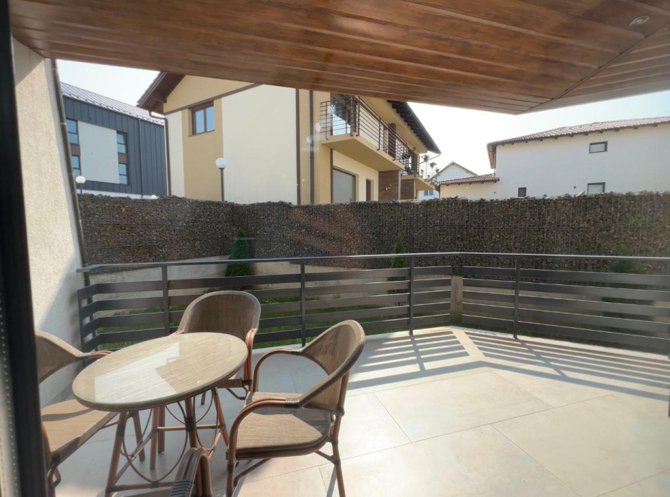Inchiriere apartament 3 camere modern mobilat cu spatiu verde