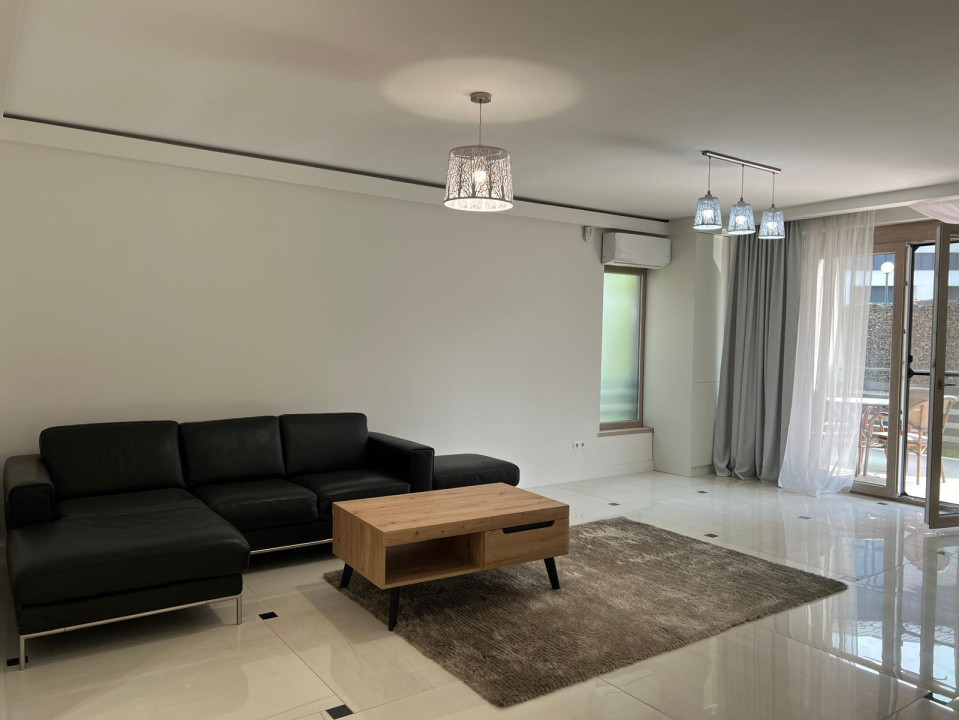 Inchiriere apartament 3 camere modern mobilat cu spatiu verde
