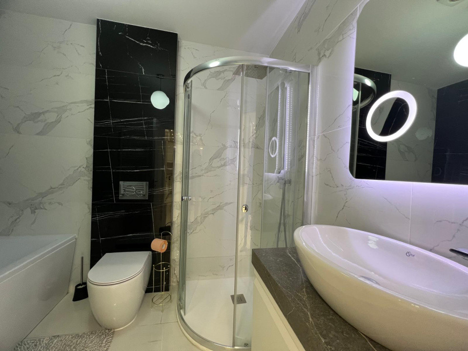 Inchiriere apartament 3 camere modern mobilat cu spatiu verde