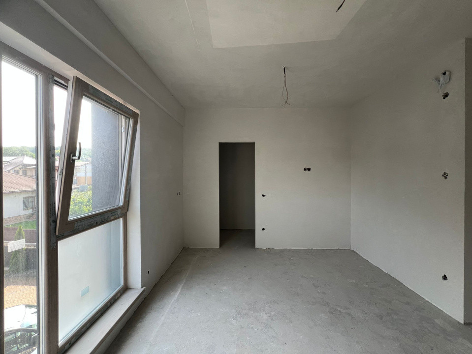 Apartament 3 camere in zona dura loc parcare inclus