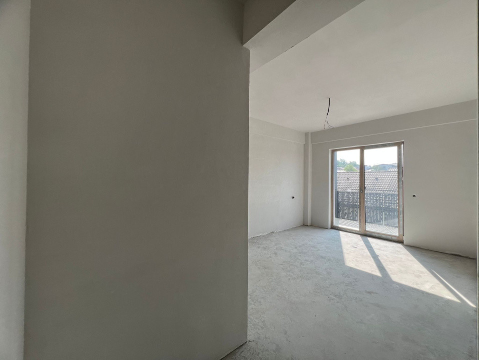 Apartament 3 camere in zona dura loc parcare inclus
