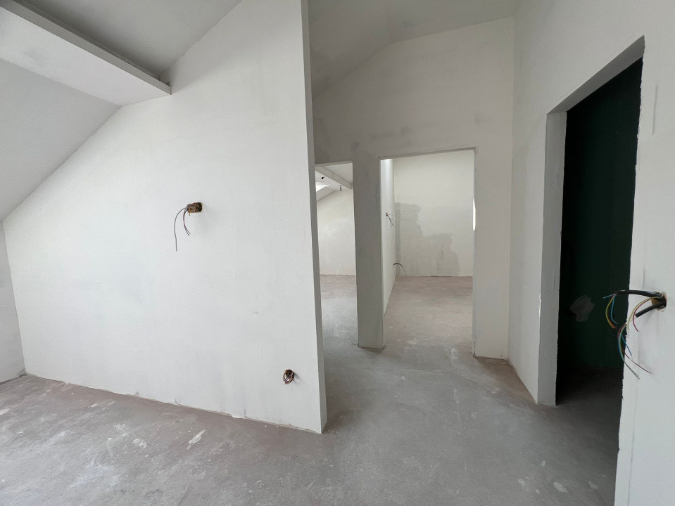 Apartament 3 camere in zona dura loc parcare inclus 
