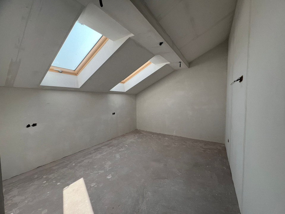 Apartament 3 camere in zona dura loc parcare inclus 