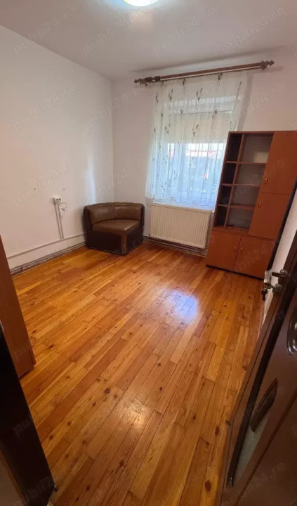 Vânzare urgentă apartament 2 camere – parter, Săcele, Cartier Electroprecizia