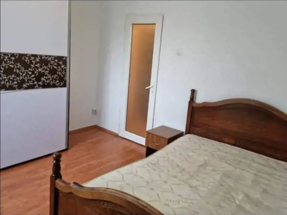 Apartament 3 camere etaj 3/4 Astra