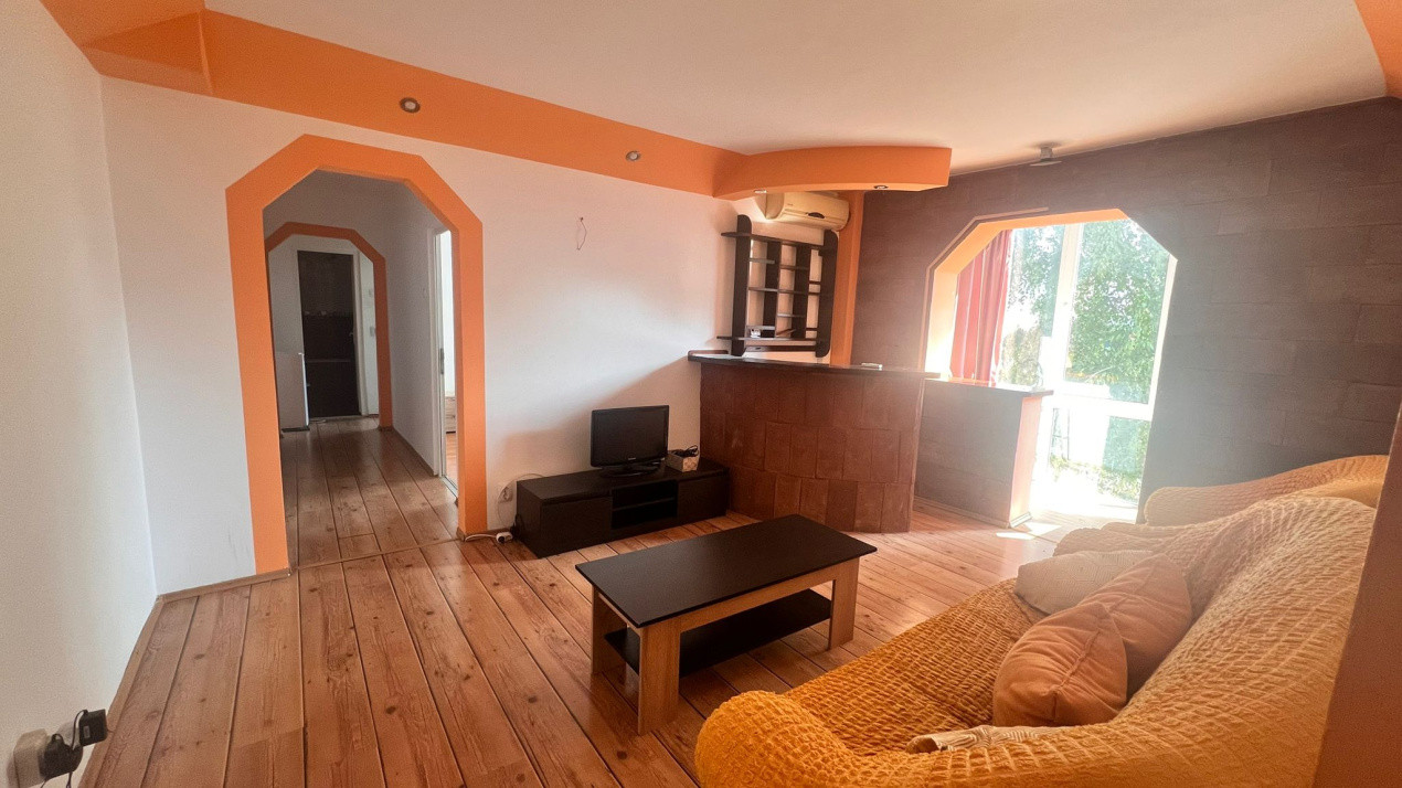 Apartament 3 camere etaj 3/4 Astra