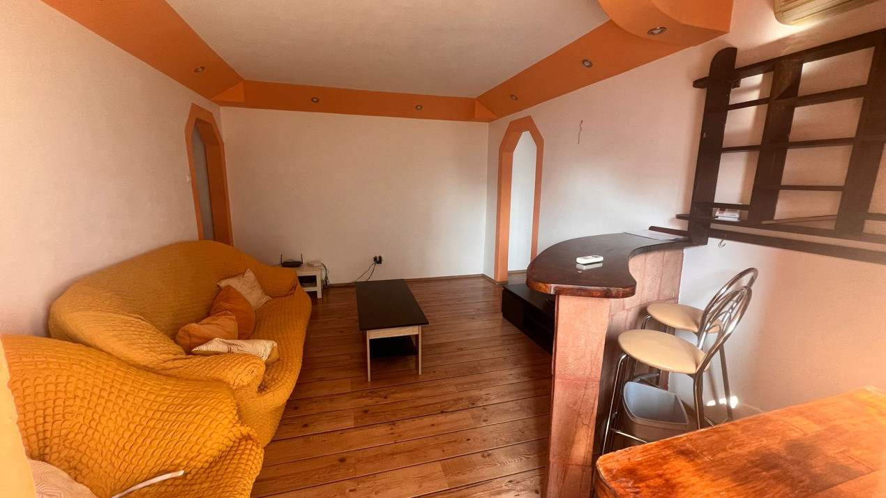 Apartament 3 camere etaj 3/4 Astra