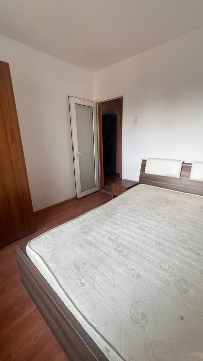 Apartament 3 camere etaj 3/4 Astra