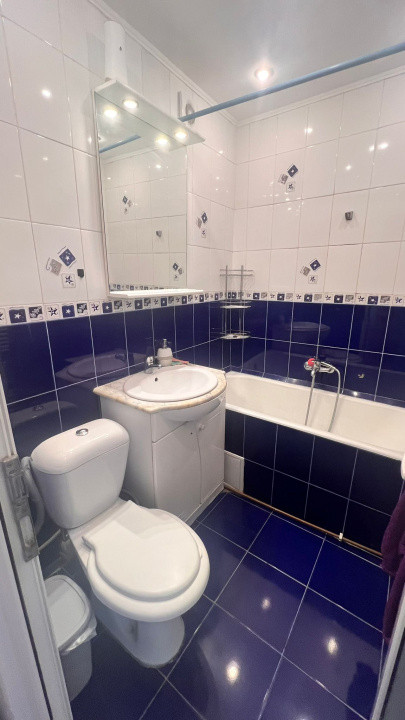 Apartament 3 camere etaj 3/4 Astra