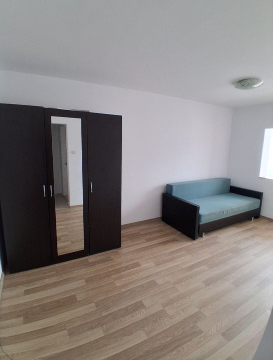 Garsonieră de vânzare, zona Vasile Aaron, 28mp utili
