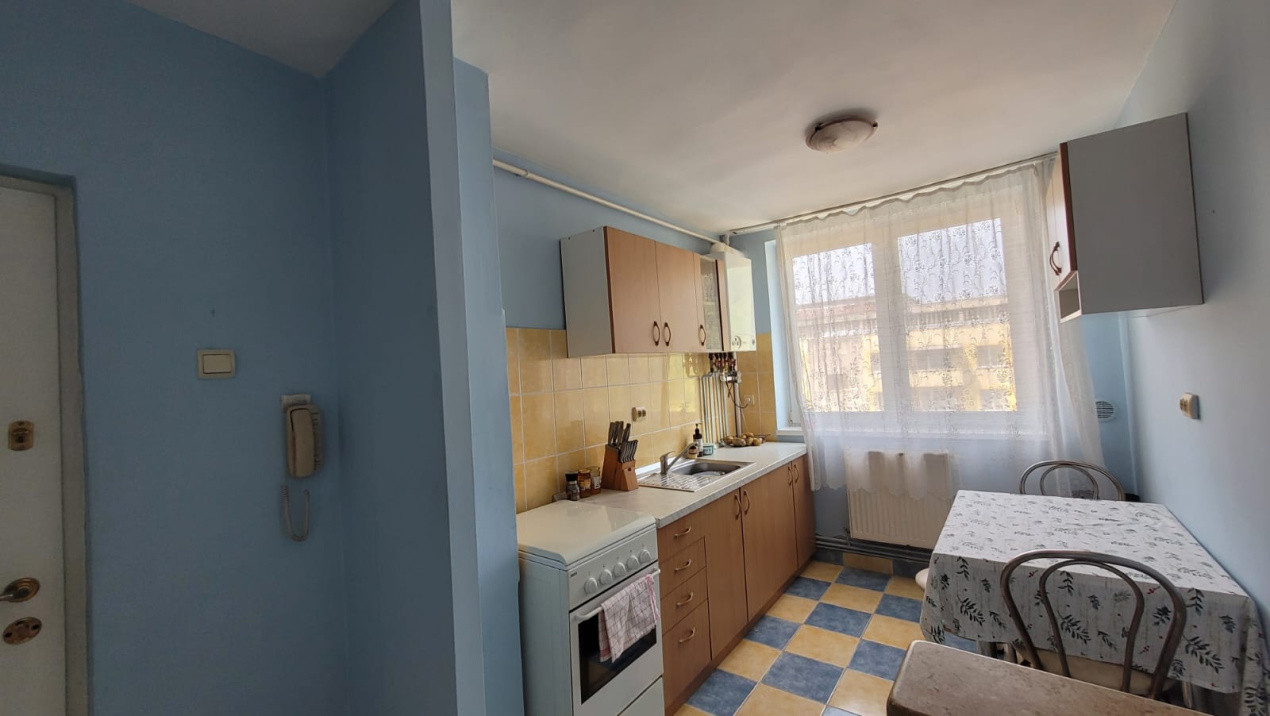 Apartament cu 2 camere de vânzare