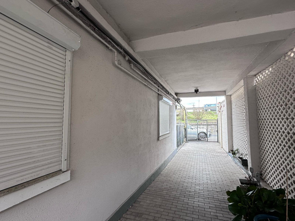 Casa de inchiriat pentru  locuinta sau birouri!