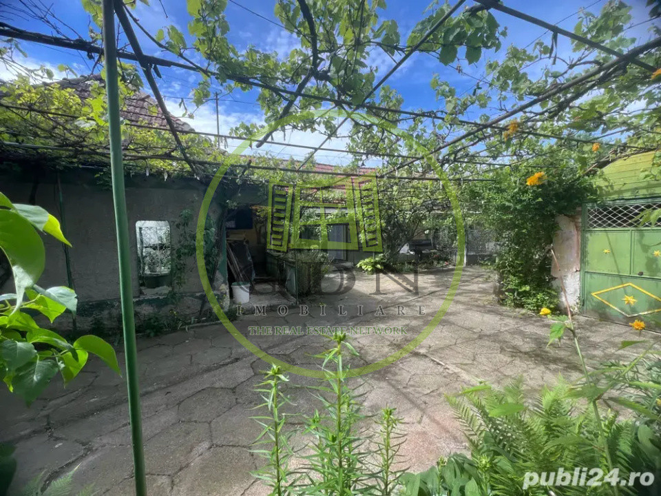 Casă individuală de vânzare | 100 mp utili | teren 2300 mp - sat Ruși 