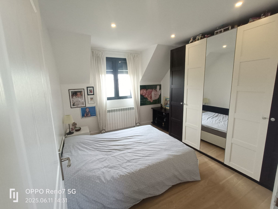 Casă vilă de vânzare în comuna Lunca  judet Mures