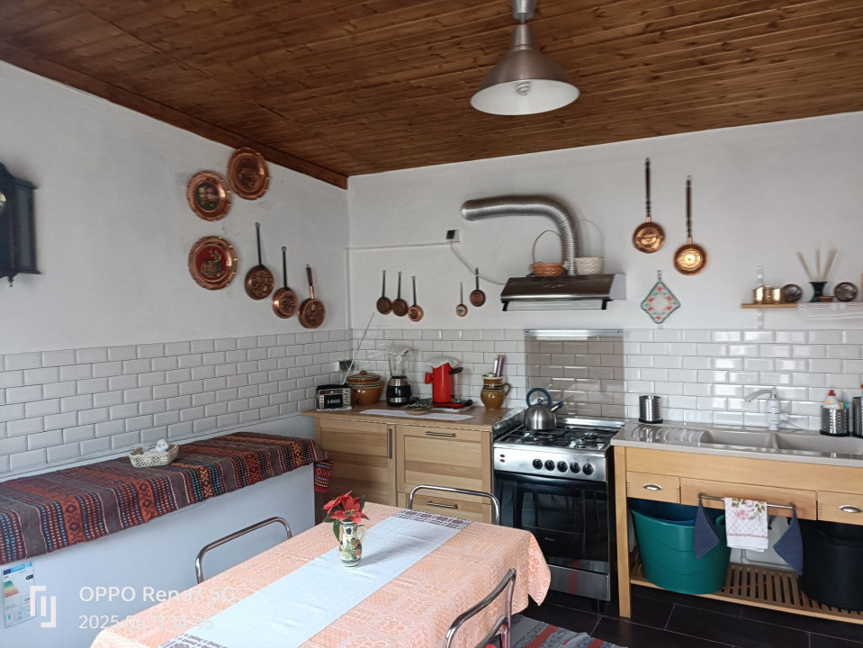 Casă vilă de vânzare în comuna Lunca  judet Mures