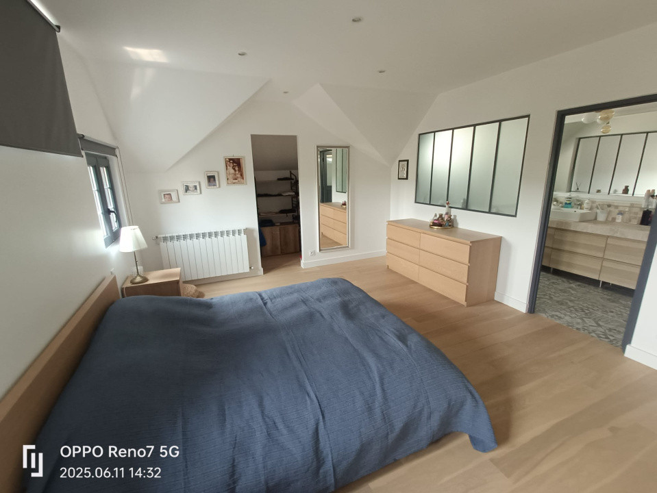 Casă vilă de vânzare în comuna Lunca  judet Mures