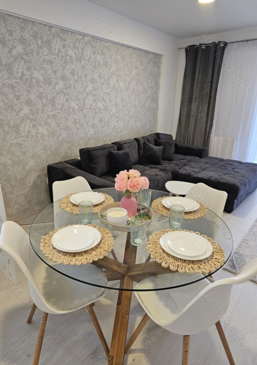 Prima închiriere – Apartament cu 2 camere în Soho Residence, Triaj – Coresi Mall