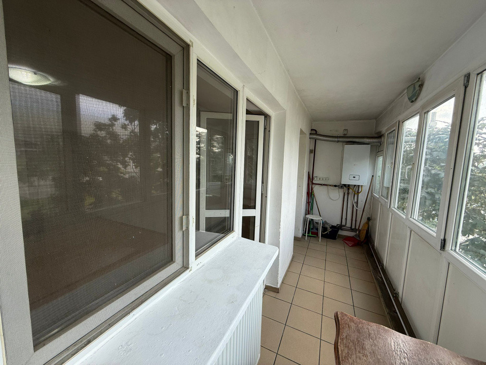 Apartament 3 camere, decomandat, 76mp, etajul 1, 1 Mai, Ciuperca.