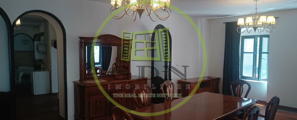 Apartament de vânzare 2 camere | 130 mp+demisol generos | Ultracentral