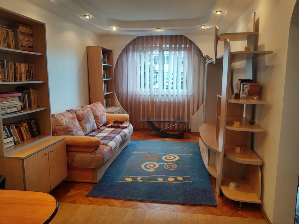 Apartament de închiriat - 3 camere | 72 mp | Ștrand 