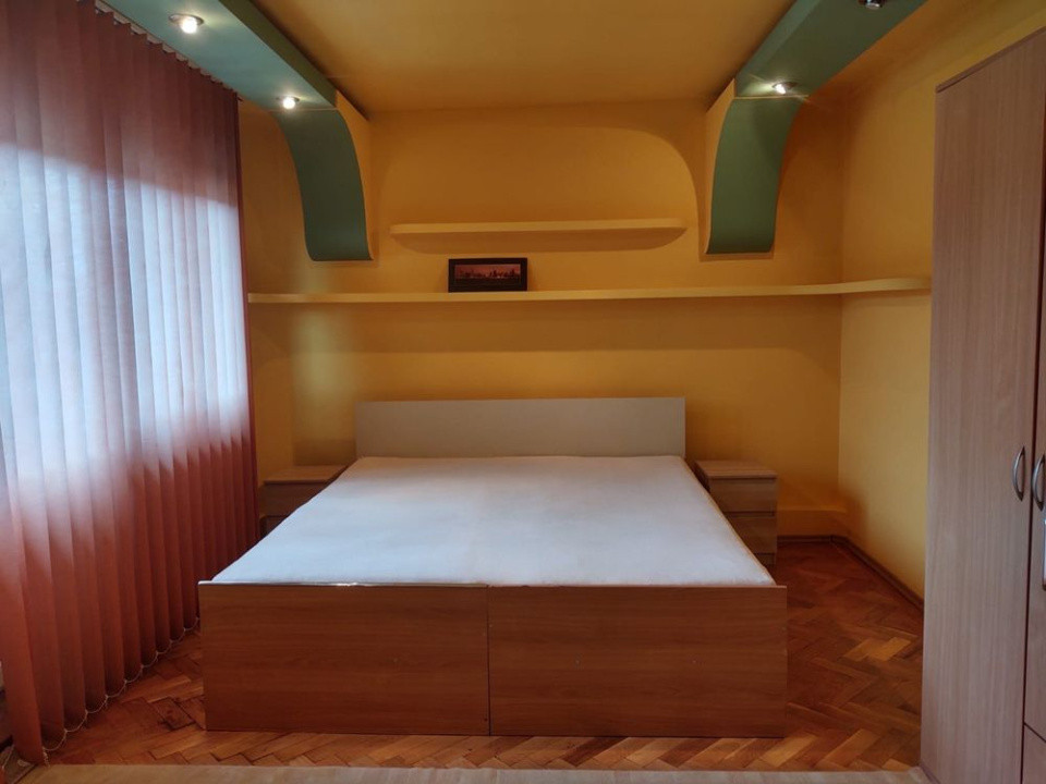 Apartament de închiriat - 3 camere | 72 mp | Ștrand 